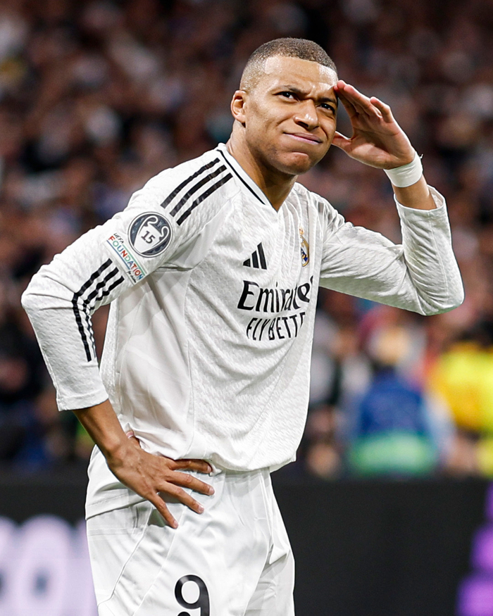 加斯佩里尼达成意甲1000积分里程碑，意甲官方祝贺