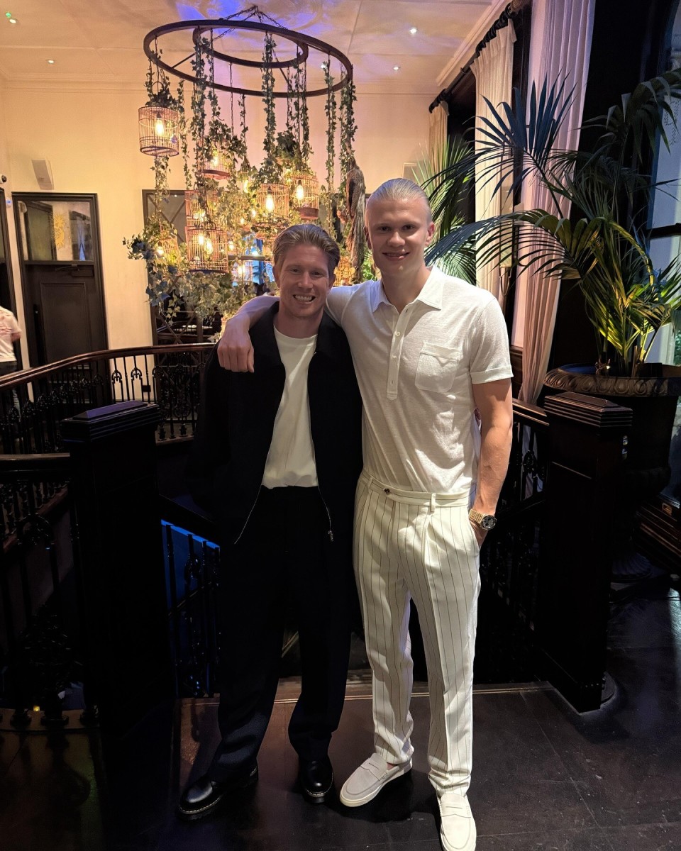 利物浦首秀赛季五项赛事有进球，埃基蒂克成队史第一人