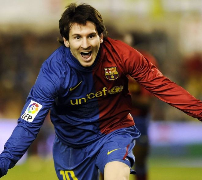 博主：17岁国足新星魏祥鑫飞赴巴黎开启留洋